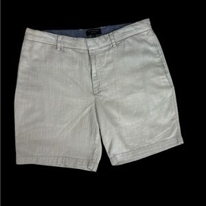 Banana Republic Aiden Linen-Look Shorts Men’s 36 | Cream Cotton Stretch